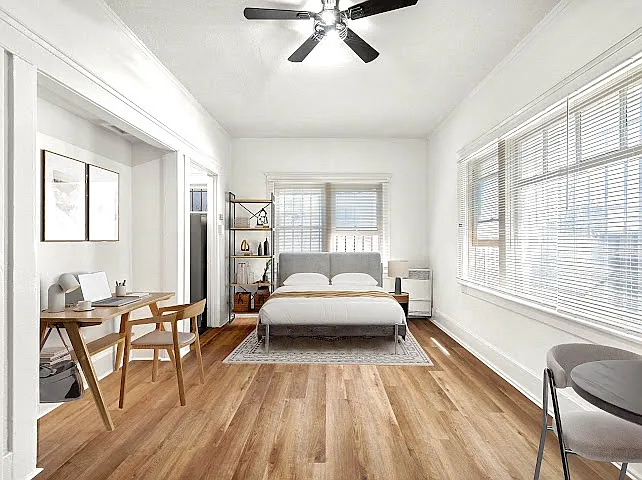 623 E Broadway #5 — Photo 11