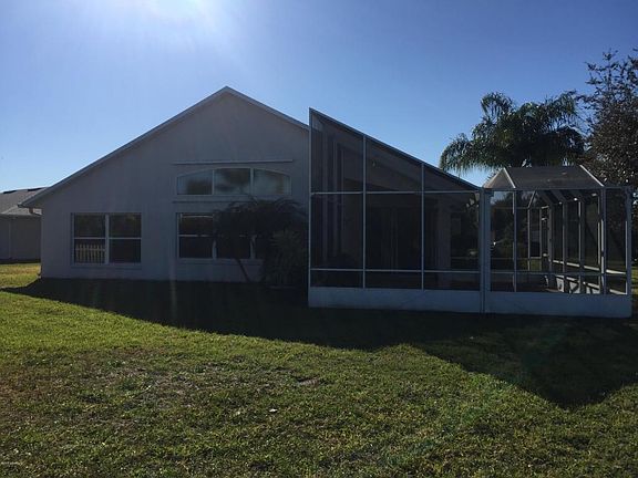 4th image of 6442 Nona Ct
