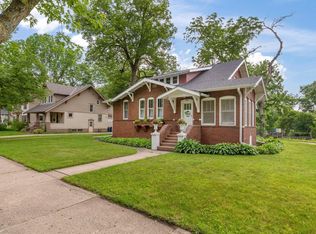 424 4th Ave SW, Faribault, MN 55021