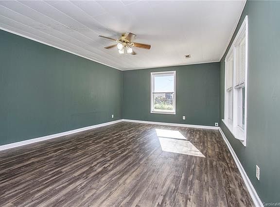 4th image of 1511 W Walnut Ave