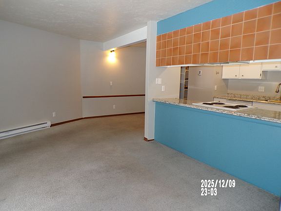 4th image of 414 W Beaver Creek Blvd APT B-11