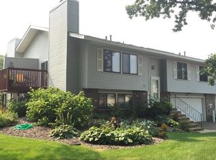 9873 7th St NE, Blaine, MN 55434