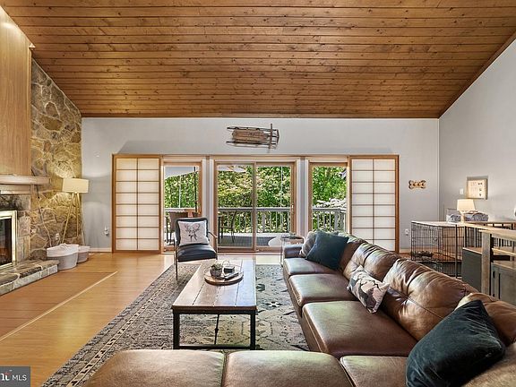 4th image of 7545 Supinlick Ridge Rd