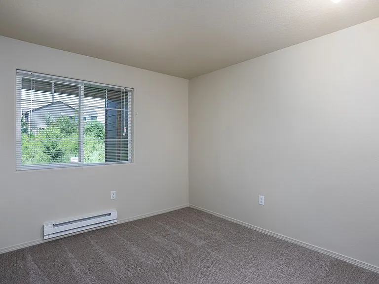 Live where you love at Edgewater Apartments — Photo 14