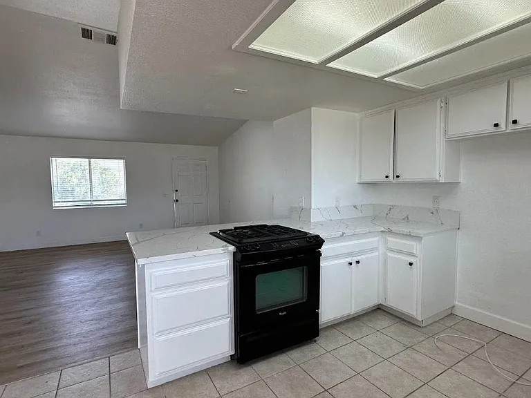 21134 Multnomah Rd — Photo 7