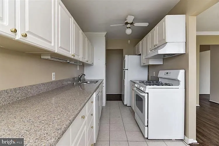 3333 University Blvd W #804 — Photo 4