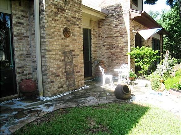 3rd image of 10113 Valley Forge Dr