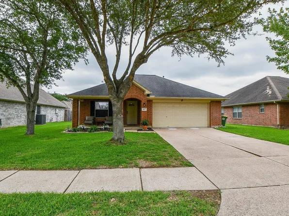 4107 Merlet Dr, Pearland, TX 77584