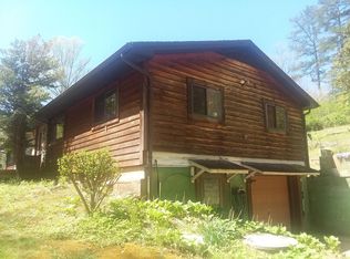 975 Trimont Lake Rd, Franklin, NC 28734