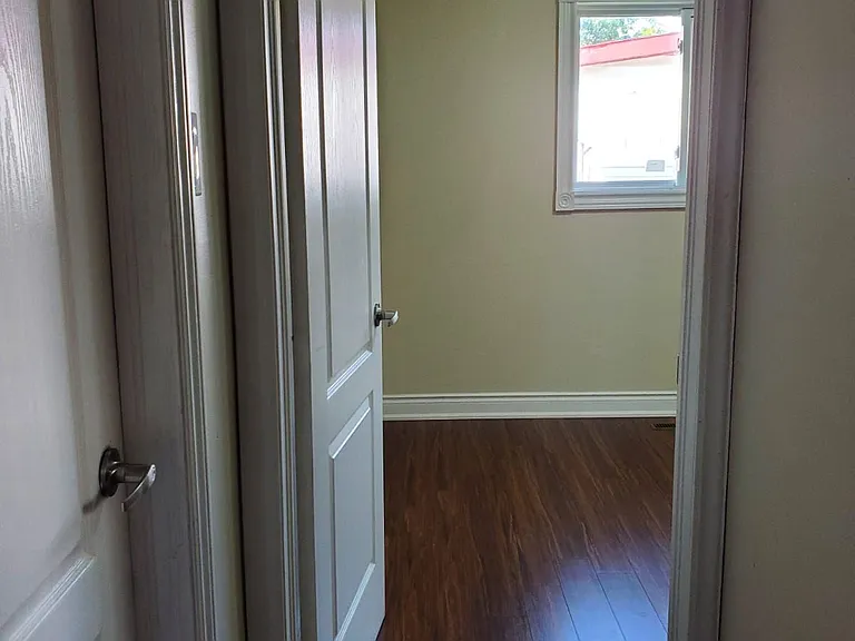 7268 Redfox Rd #UPPER — Photo 10
