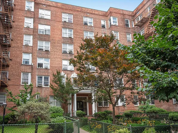 86-11 34th Ave #2E, Queens, NY 11372