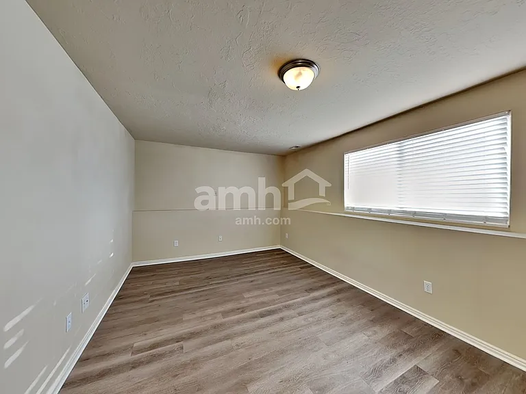 2964 S Fetzer Dr — Photo 22