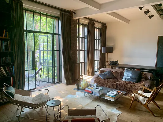 Rented by (Legacy) SLC Realty | media 8