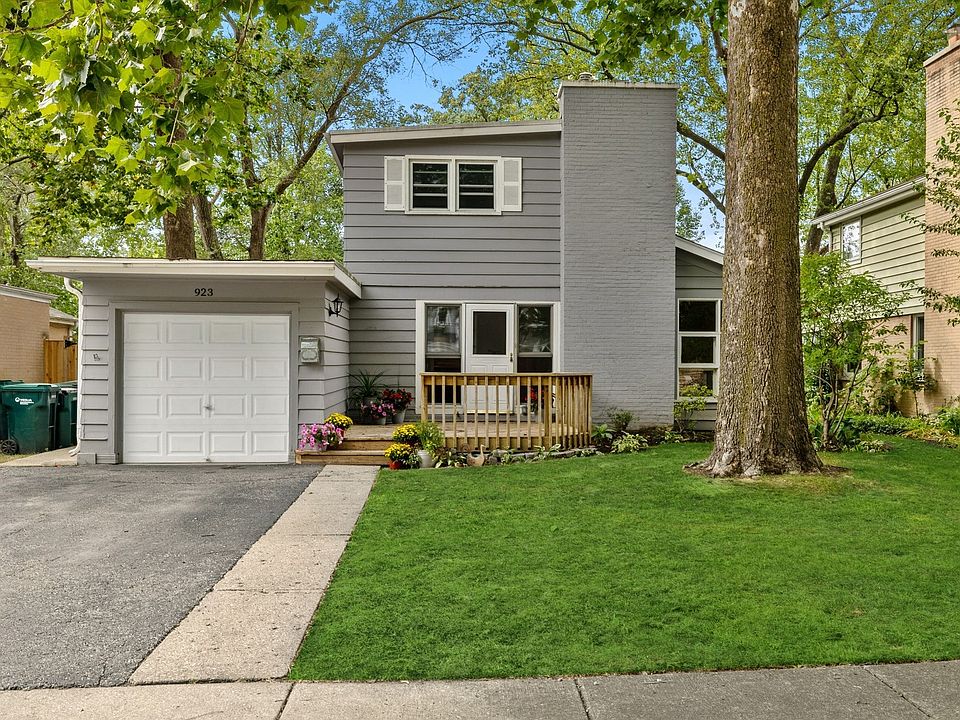 1st image of 923 Yale Ave