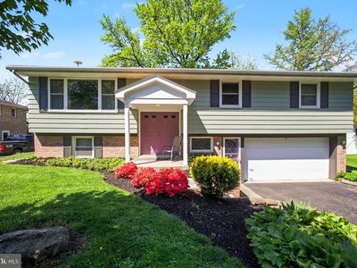1811 Amity Dr, Lancaster, PA, 17601