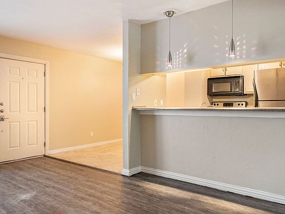 4th image of 4520 Holland Ave APT 102