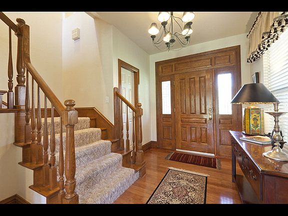 2nd image of 903 Cimarron Dr