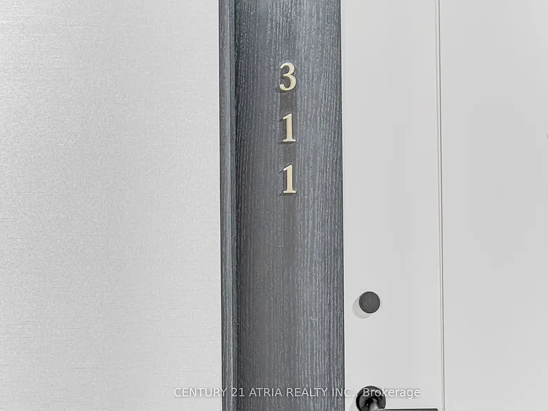 858 Dupont St #311 — Photo 4