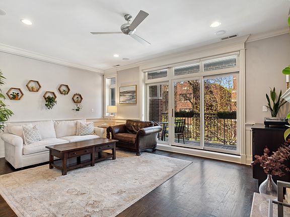 3rd image of 2741 N Mildred Ave APT 2N