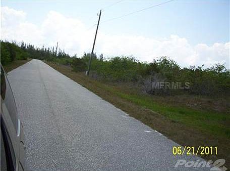 5th image of 15714 Applewhite Cir
