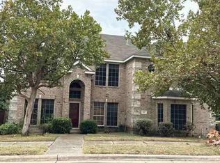 417 Silver Creek Dr, Desoto, TX 75115