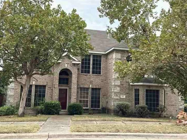 417 Silver Creek Dr, Desoto, TX 75115