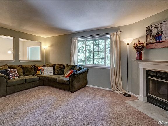 2nd image of 18725 Southwood Ct SE