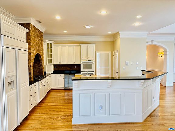 5th image of 495 Ednam Cir