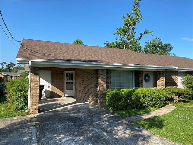 1st image of 1521 Sarah Dr