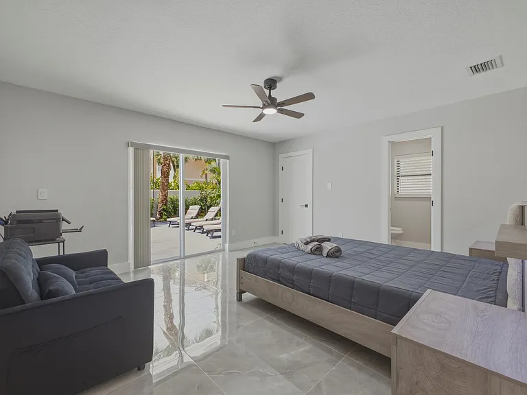 632 Las Palmas Park — Photo 5