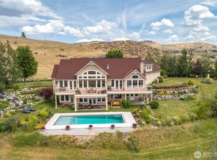 357 Lakayuse Road, Manson, WA 98831