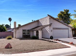 4889 Summerhill Rd, Las Vegas, NV 89121