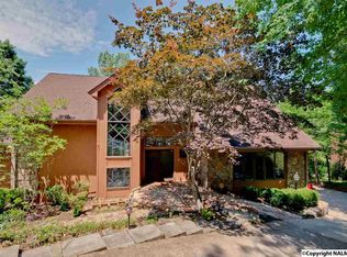 1282 Castlegate Blvd SE, Huntsville, AL 35801