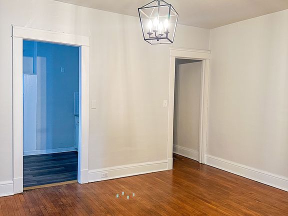 4th image of 12958 Clifton Blvd #2