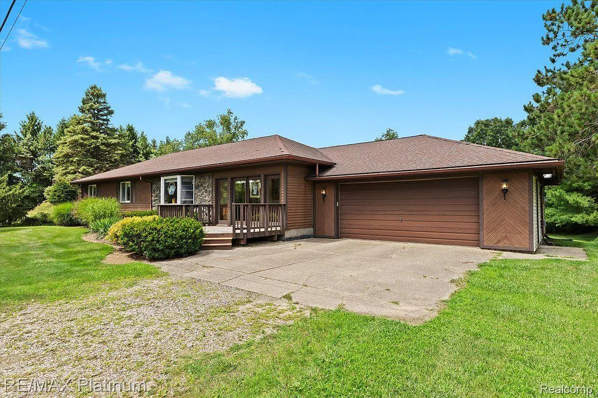 2606 Sexton Rd photo 1