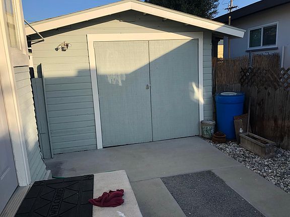 5th image of 4079 Cherokee Ave