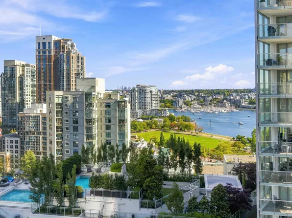 501 Pacific St #1710, Vancouver, BC V6Z 2X6