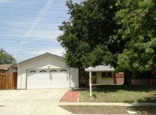 17209 Simonds St, Granada Hills, CA 91344
