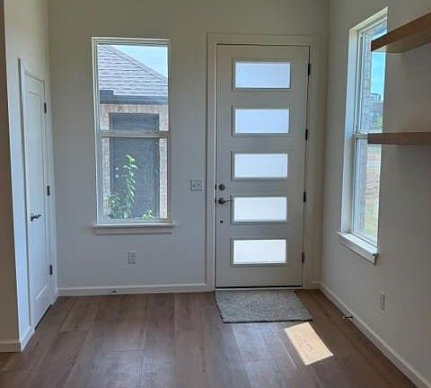 4th image of 541 Wimbledon Rd