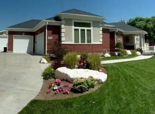 4824 W Rosewood Dr, South Jordan, UT 84009