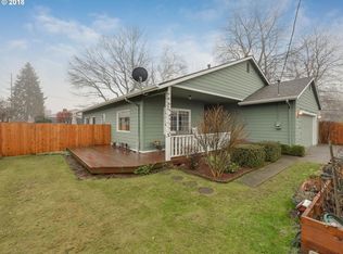 22060 NE Couch St, Gresham, OR 97030