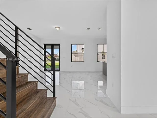 15441 SW 20th Ln — Photo 18