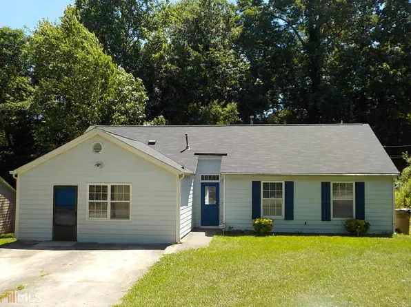 5952 Meadow Ln, Rex, GA 30273