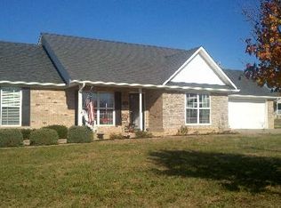 1944 Sheffield Ln, Columbia, TN 38401