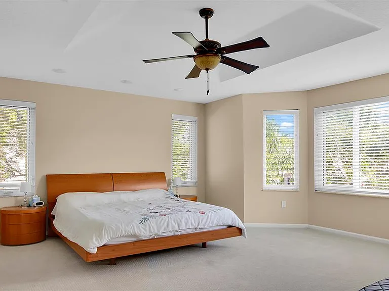 9022 Dupont Pl — Photo 13