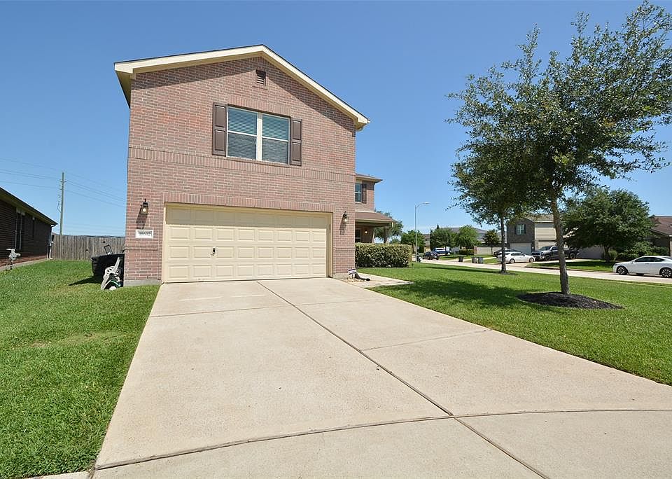 2nd image of 18602 Shavano Ct