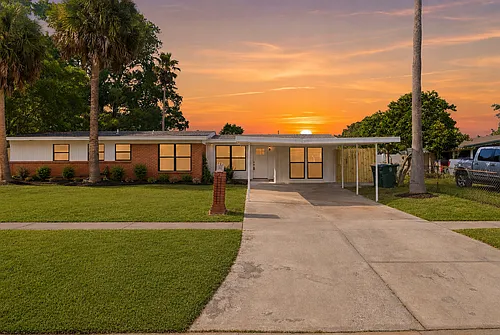 10945 Indies Dr S Photo 1