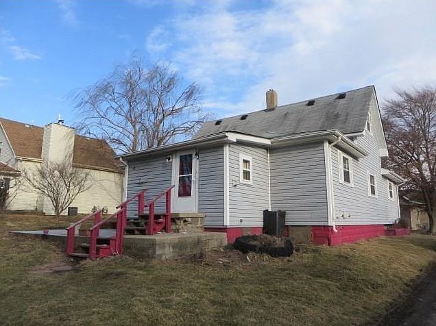 2nd image of 330 N Stockton St