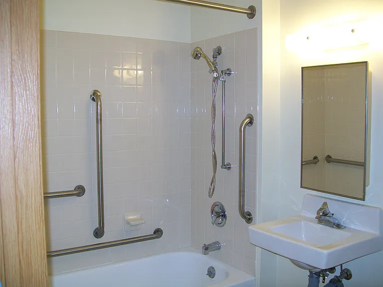 1224 East Ave #110 — Photo 6