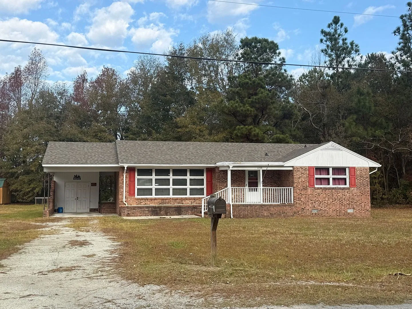 3 bedroom, 2 bath House — Photo 1